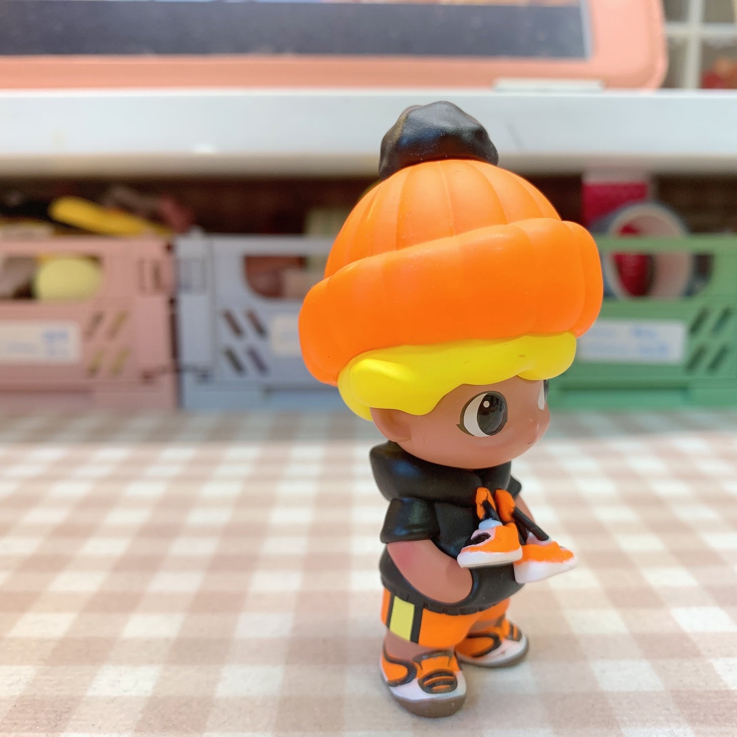 【PRELOVED and SALE 】POPMART Dimoo blind box toy Life University series Sneaker Collector