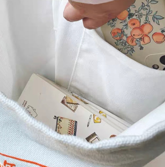 Ever&Ein panda and bear 2022 canvas bag