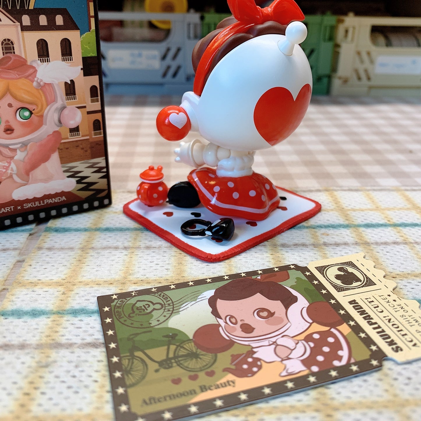 【PRELOVED and SALE 】POPMART Skullpanda blind box toy Action cut series Afternoon Beauty