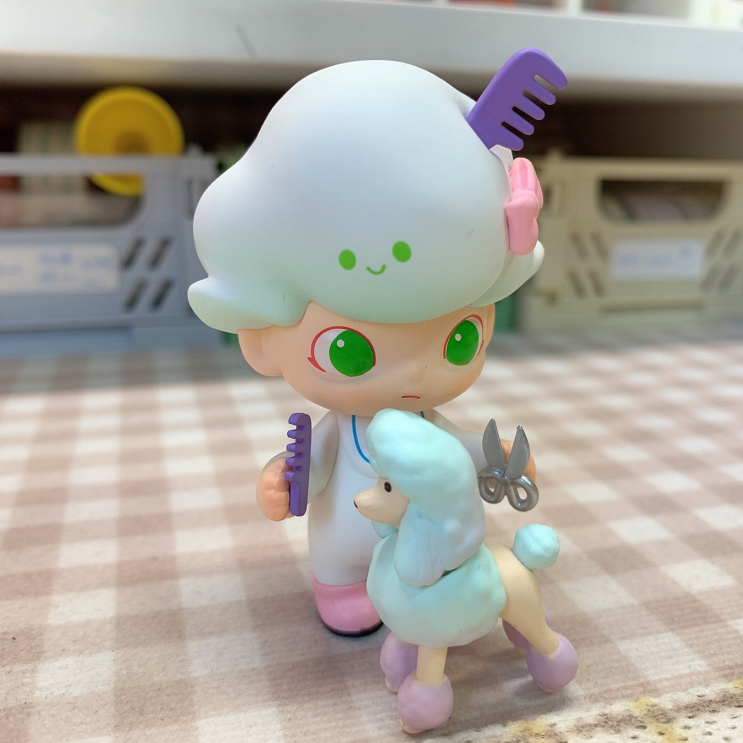 【PRELOVED and SALE 】POPMART Dimoo blind box toy Life University series Groomer