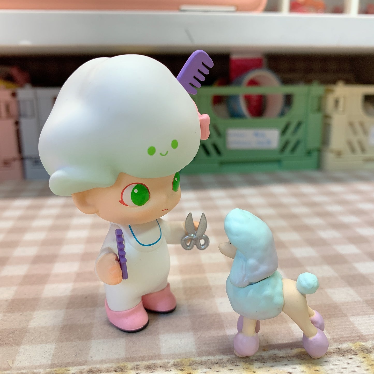 【PRELOVED and SALE 】POPMART Dimoo blind box toy Life University series Groomer