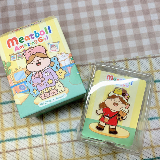 【PRELOVED and SALE 】Meatball blind box pin Amazing Girl series Milk Tea Girl