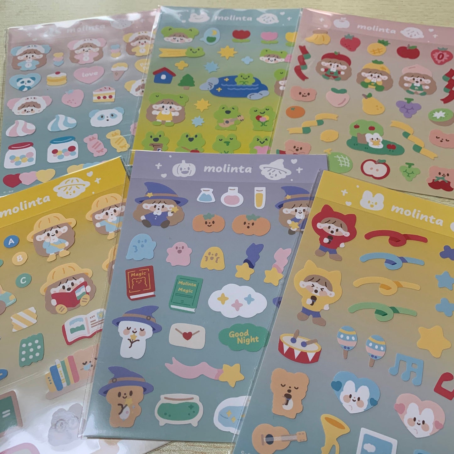 Molinta waterproof sticker set