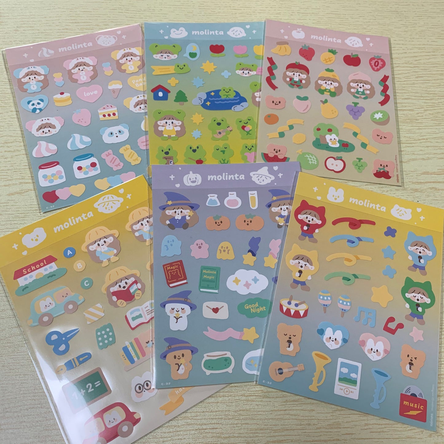 Molinta waterproof sticker set