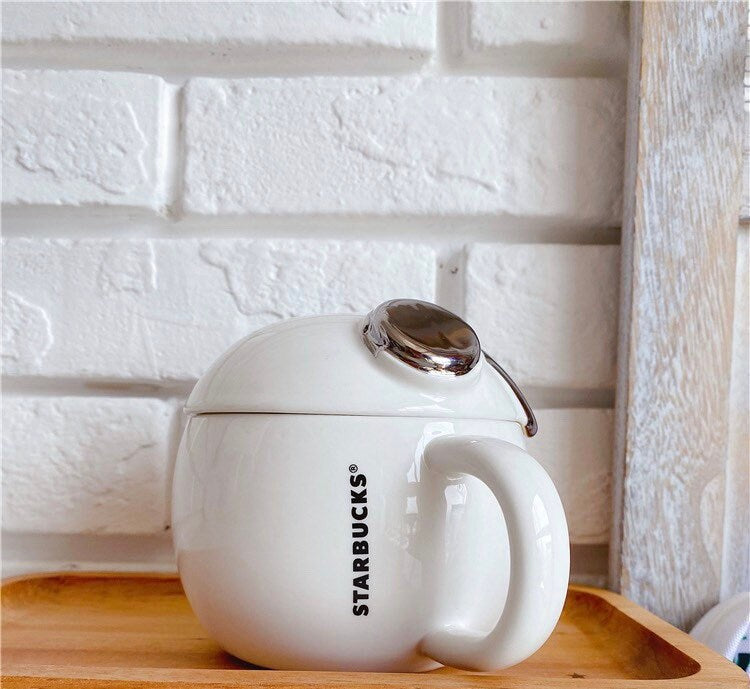 Starbucks China 450ml 2021 space bear mug (with cover)