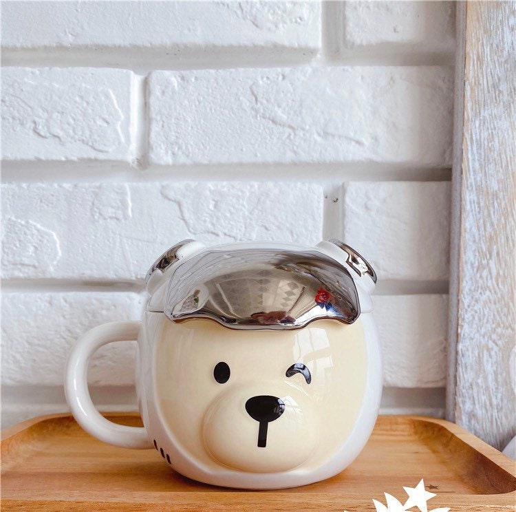 Starbucks China 450ml 2021 space bear mug (with cover)