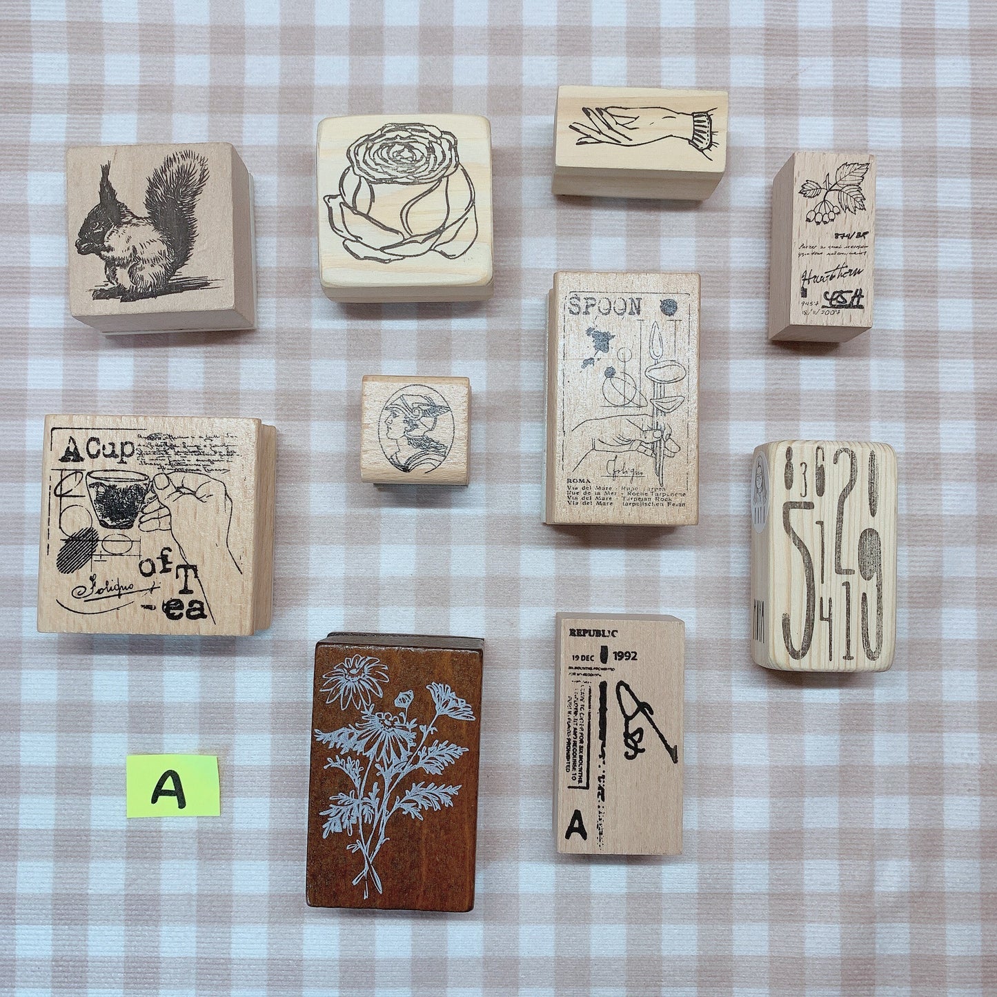 Pre-loved rubber stamp with some Moya rubber stamp set