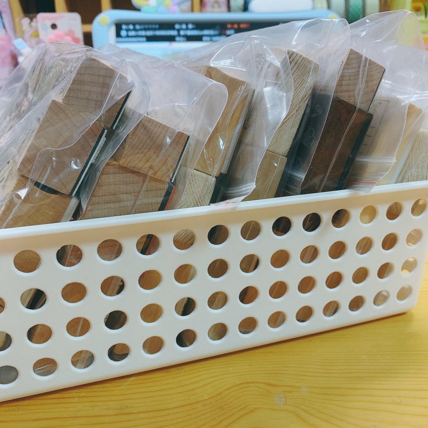 Pre-loved rubber stamp with some Moya rubber stamp set
