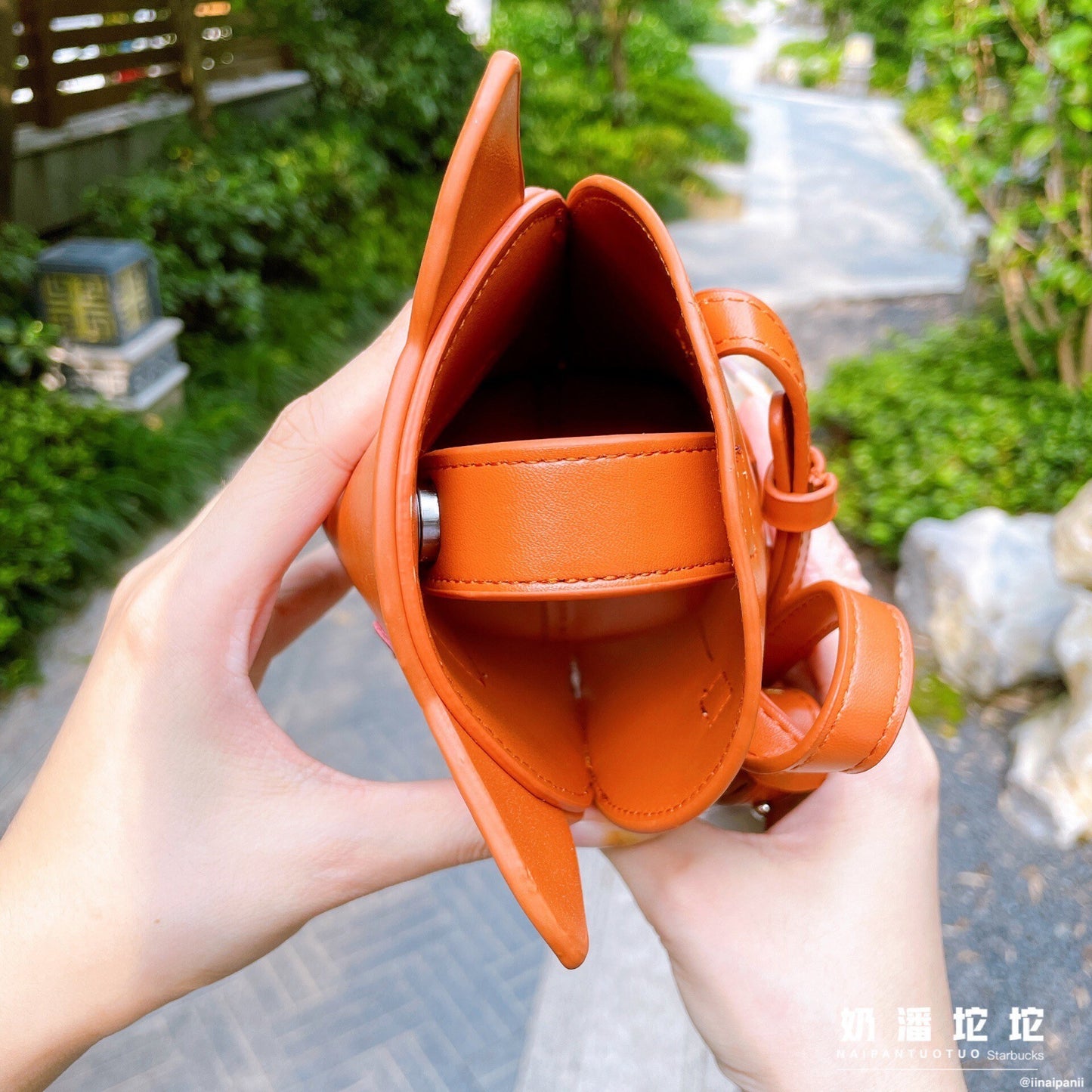 Starbucks China 355ml 2021 autumn forest vacuum cup with fox bag set