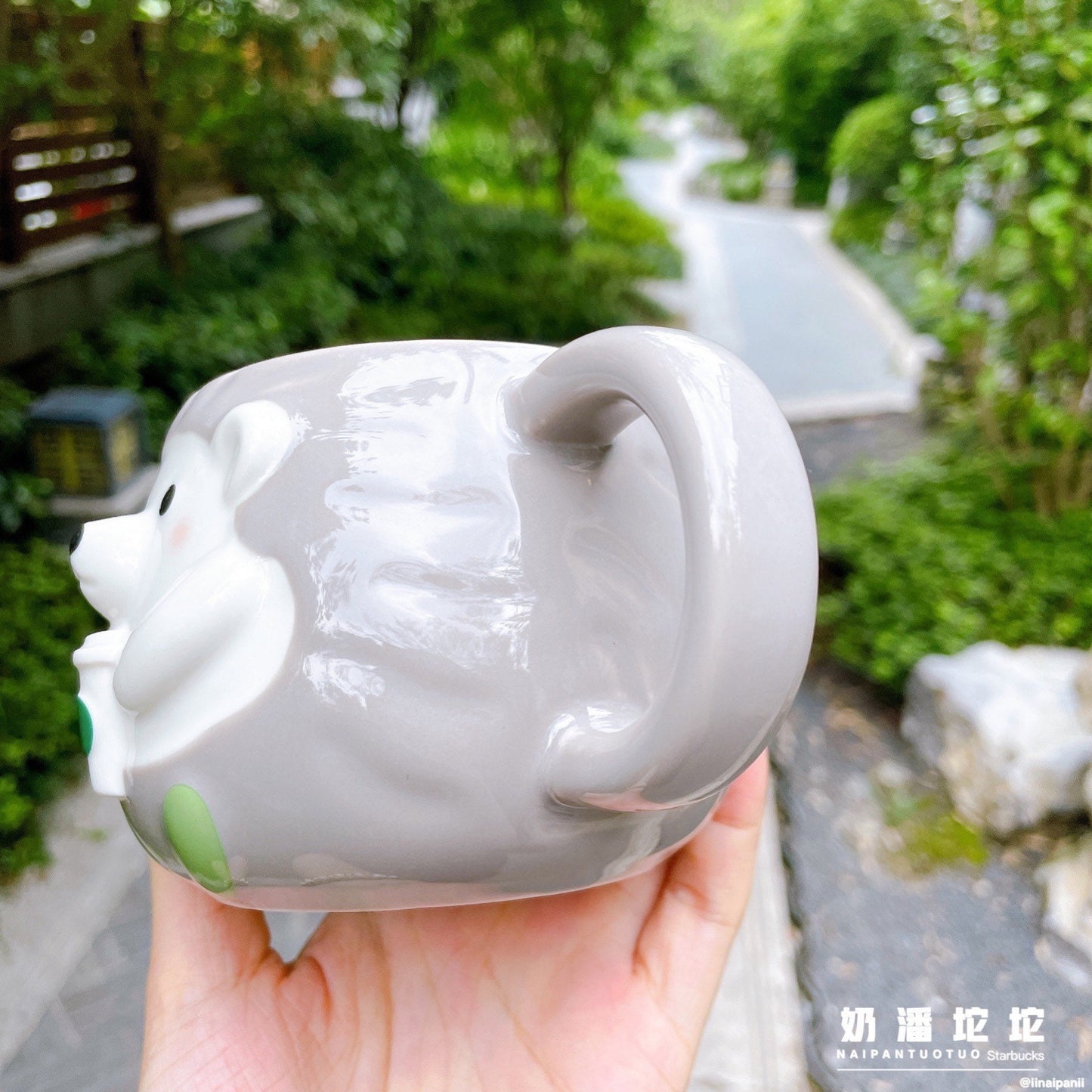 Starbucks China 335ml 2021 autumn forest acorn and hedgehog ceramics mug