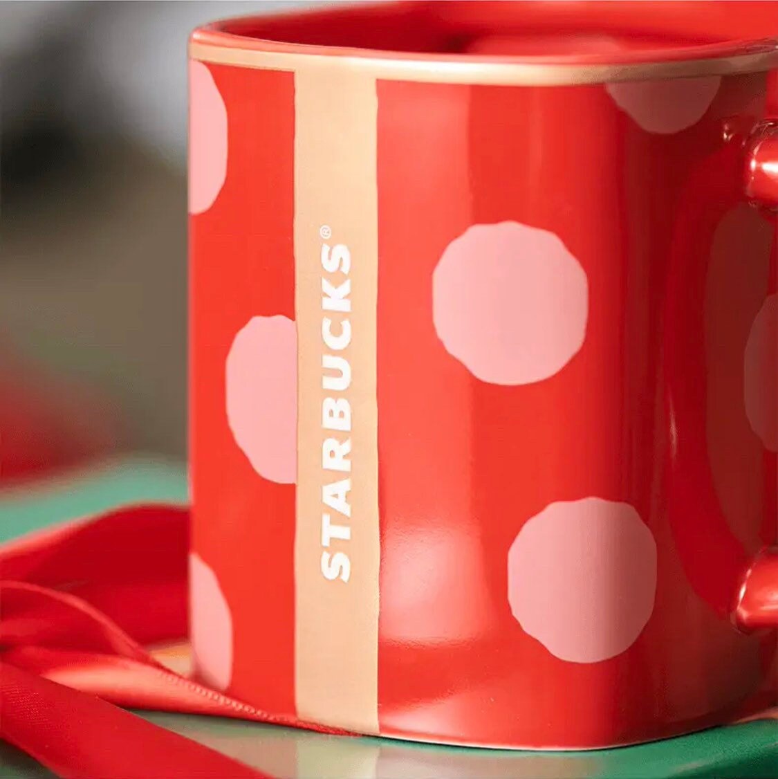 Starbucks China 355ml 2021 Christmas penguin shaped mug