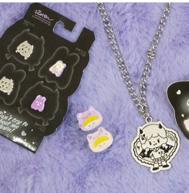 Molinta bad girl necklace and earrings set