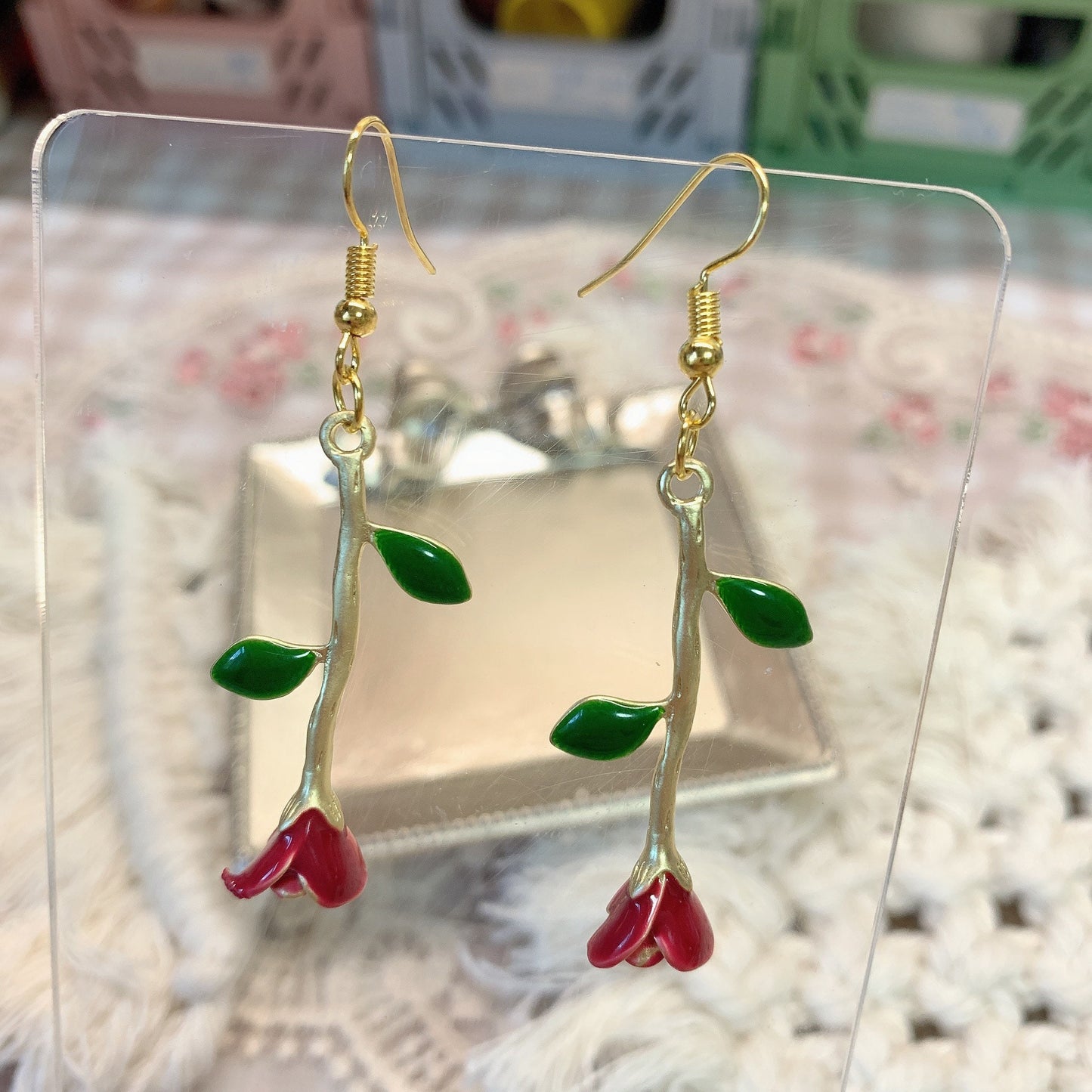 Moya handmade earrings「redness of the skin rose」