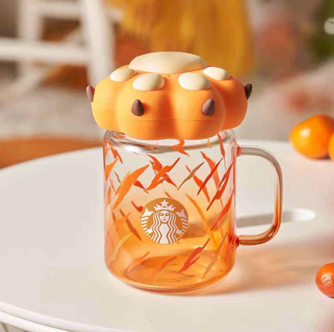 Starbucks China 525ml 2022 new year cute tiger series tiger stripes glass cup with tiger claw cup cover
