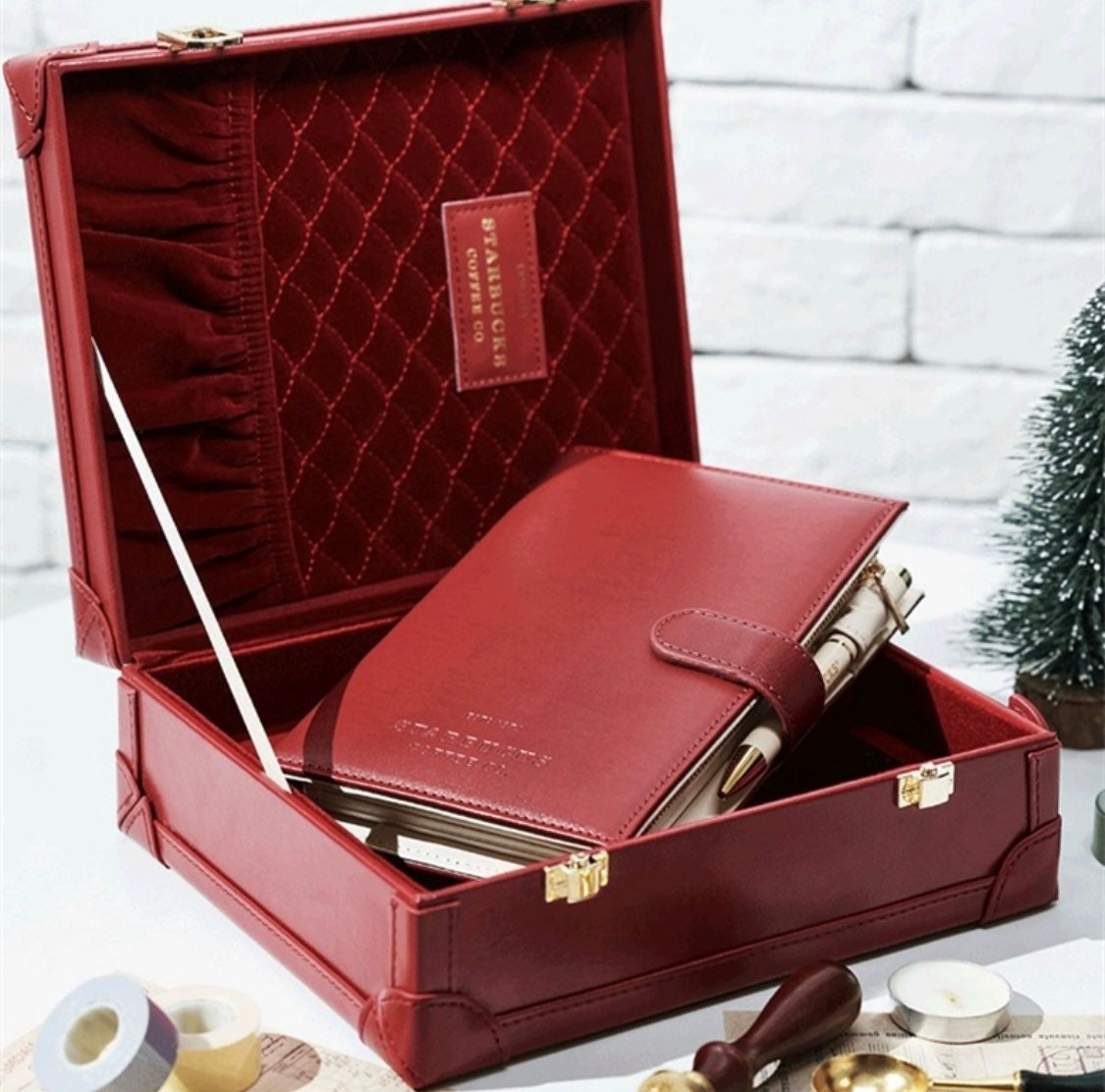 China Starbucks Christmas stationery gifts box