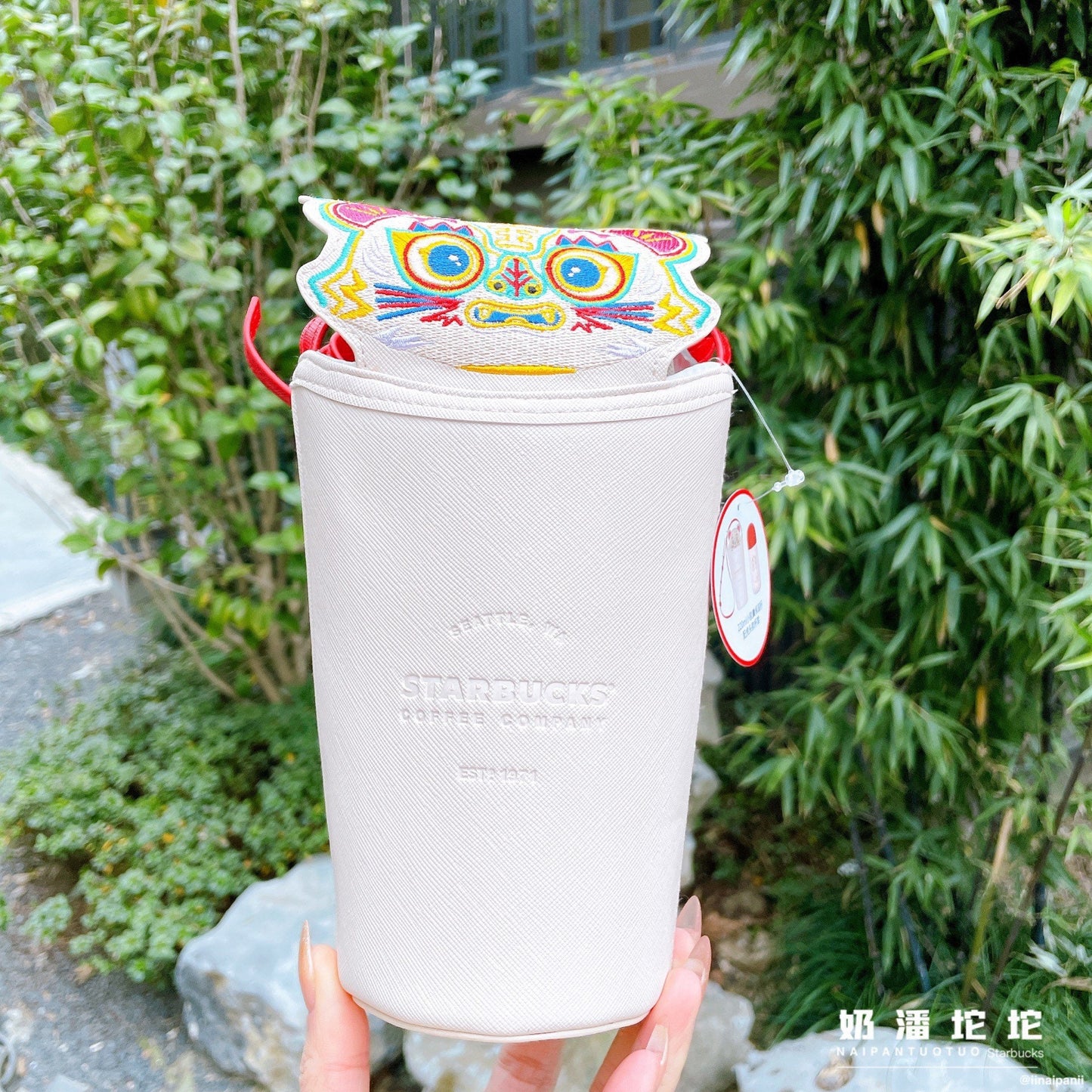 Starbucks China 220ml 2022 new year tiger series capsule vacuum cup with Chinese traditional tiger cup bag