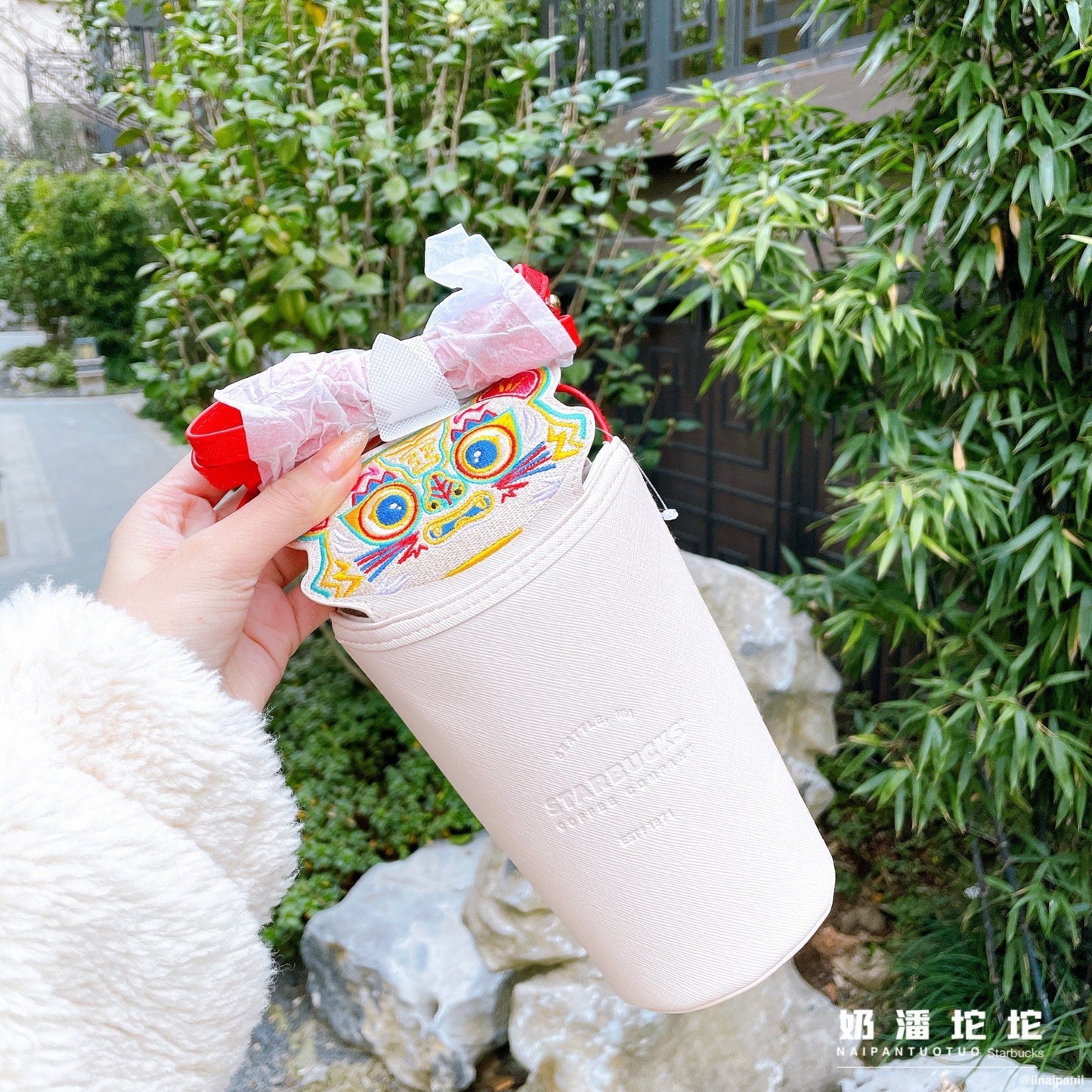 Starbucks China 220ml 2022 new year tiger series capsule vacuum cup with Chinese traditional tiger cup bag
