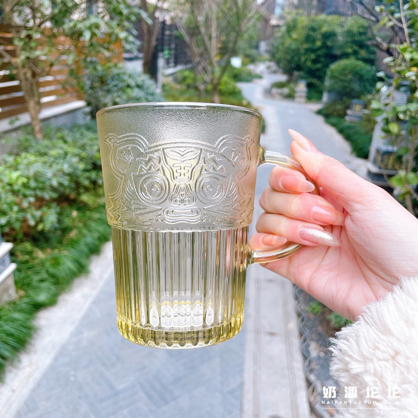 Starbucks China 440ml 2022 new year tiger series Chinese traditional tiger ceramics glass cup with stir bar