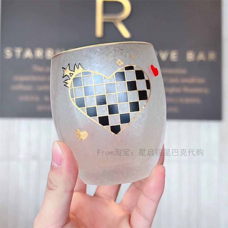 Starbucks China 350ml Valentine‘s Day chess series red&black chess board heart glass couple cup set