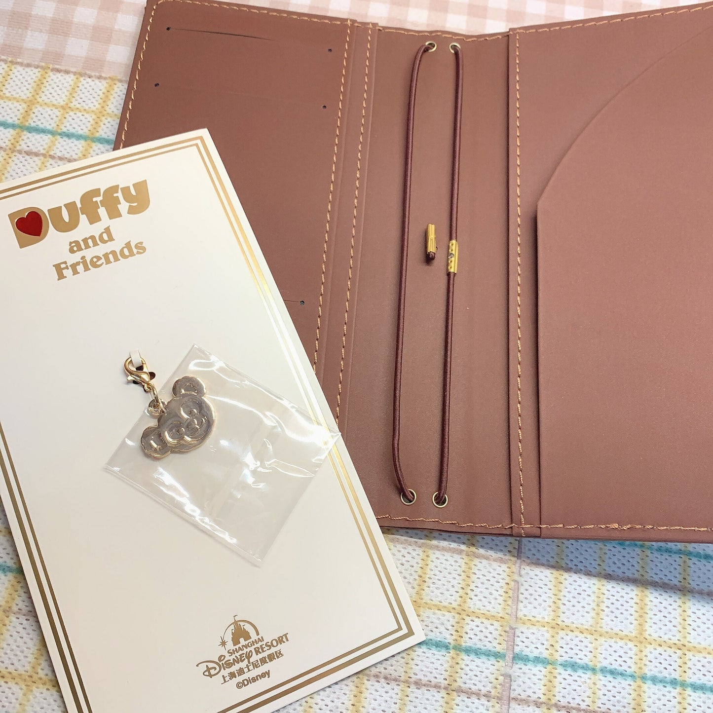 Shanghai Disneyland Duffy and friends Traveler's notebook（normal size）set