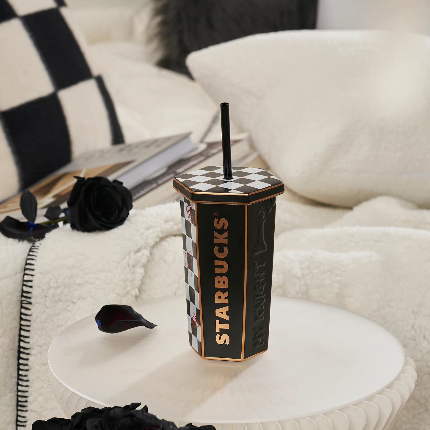Starbucks China 460ml Valentine‘s Day chess series white&black chess board ceramic mug with straw