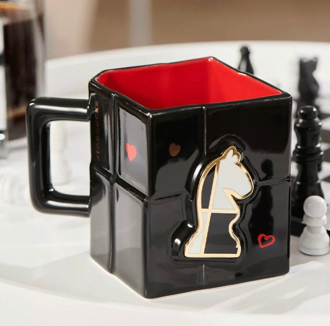 Starbucks China 414ml Valentine‘s Day chess series red&black chess checkerboard stamp ceramics mug