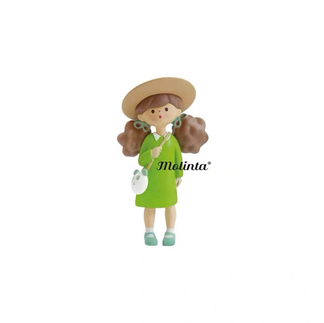 Molinta outing girl toy